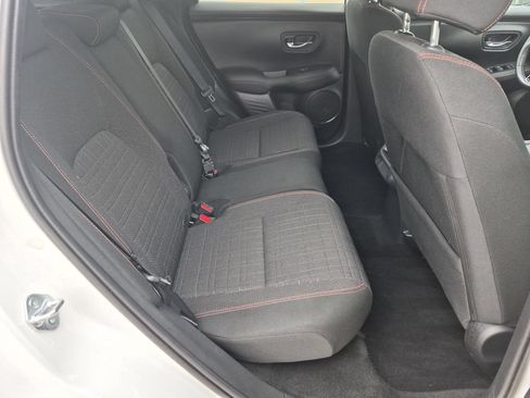 Certified 2025 Honda HR-V Sport image 29