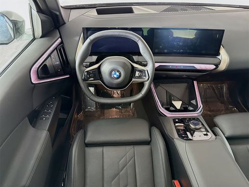 Used 2025 BMW X3 xDrive30i w/ Premium Package image 21