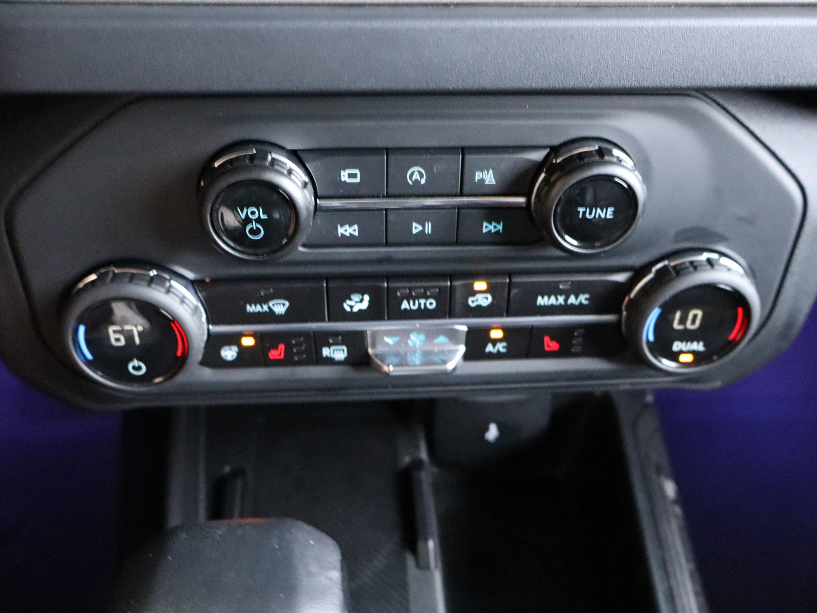 Used 2025 Ford Bronco Outer Banks w/ Matte Film Protection Package AWD/4WD image 29