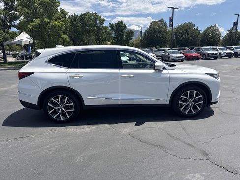Used 2024 Acura MDX SH-AWD w/ Technology Package image 4