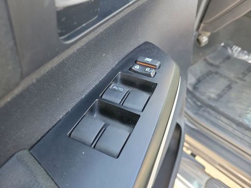 Used 2014 Toyota Tundra SR5 image 18