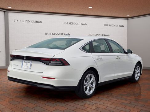 New 2026 Honda Accord LX image 8