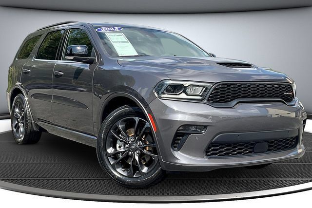 Used 2023 Dodge Durango R/T RWD image 3