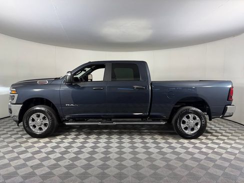 Used 2025 RAM 2500 Big Horn AWD/4WD image 11