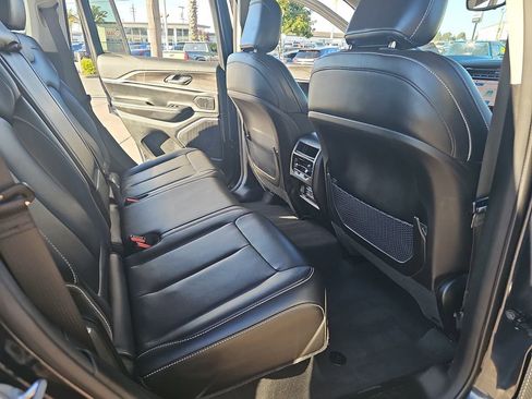 Used 2023 Jeep Grand Cherokee 4WD 4xe image 11