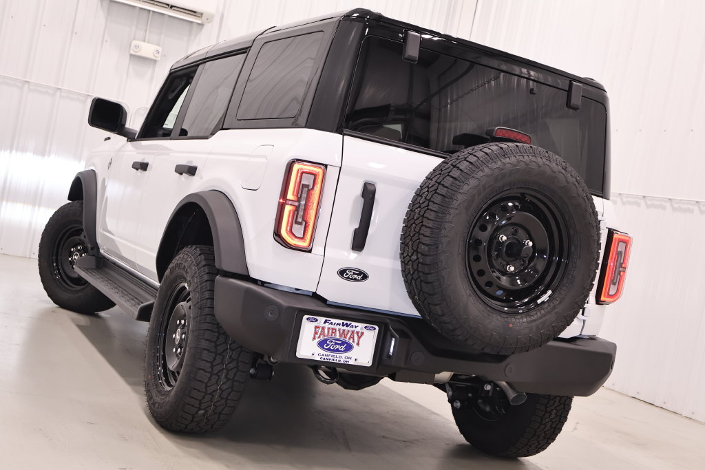 New 2026 Ford Bronco Outer Banks w/ Black Appearance Package AWD/4WD image 30