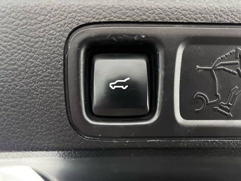 Used 2020 Lincoln Navigator Reserve w/ Equipment Group 208A Reserve image 12