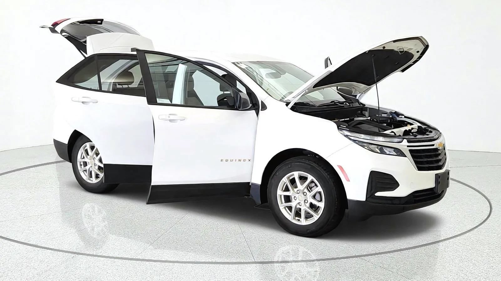 Used 2023 Chevrolet Equinox LS w/ LS Convenience Package FWD image 11