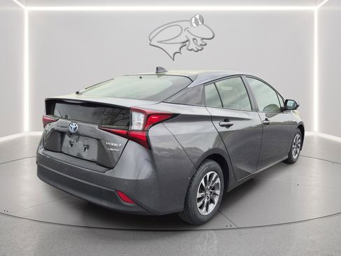 Used 2021 Toyota Prius Limited w/ Premium Convenience Package FWD image 6