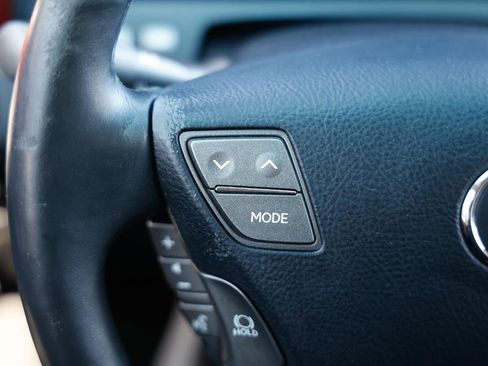 Used 2008 Lexus LS 460 image 23