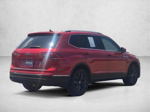 Used 2022 Volkswagen Tiguan SE FWD image 5