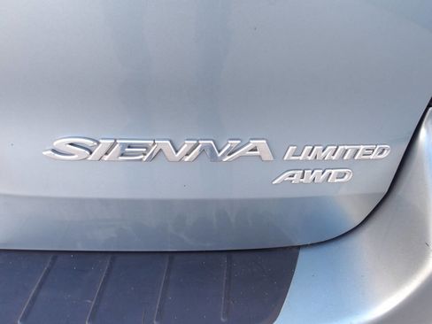 Used 2008 Toyota Sienna XLE Limited image 45