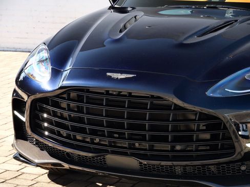 Used 2026 Aston Martin DBX 707 AWD/4WD image 27