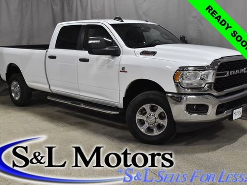 Used 2024 RAM 2500 Big Horn image 4