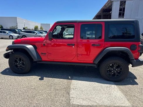 Used 2022 Jeep Wrangler Unlimited Sport AWD/4WD image 8