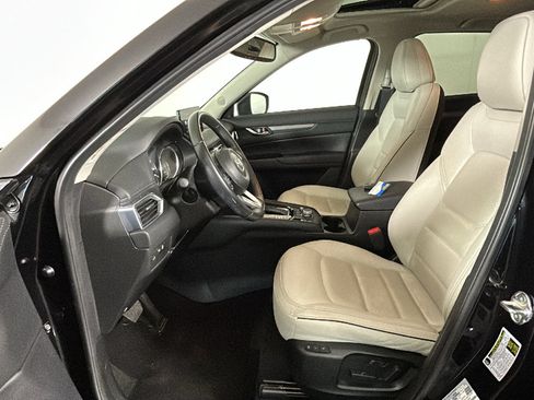 Used 2025 MAZDA CX-5 AWD 2.5 S w/ Preferred Package image 12
