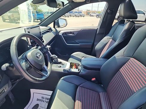 Used 2021 Toyota RAV4 XSE image 7