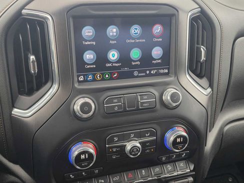 Used 2022 GMC Sierra 2500 AT4 w/ AT4 Preferred Package AWD/4WD image 27