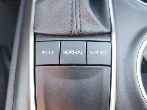 Used 2023 Toyota Camry LE image 23