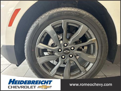 Used 2023 Chevrolet Equinox RS w/ LPO, Floor Liner Package image 7