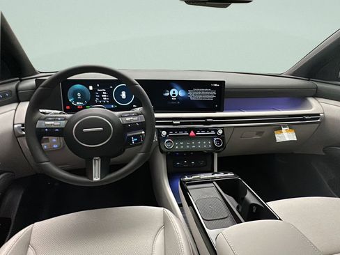 New 2026 Hyundai Tucson Limited AWD/4WD image 22