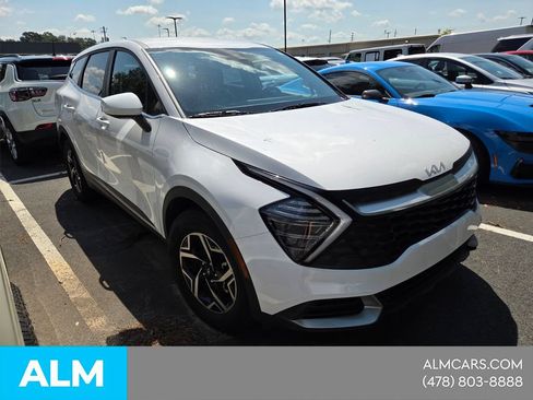 Used 2025 Kia Sportage LX FWD image 23