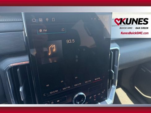 Used 2024 GMC Acadia Elevation AWD/4WD image 26