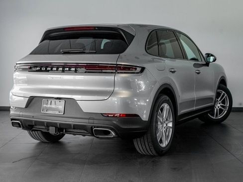 Certified 2025 Porsche Cayenne image 6