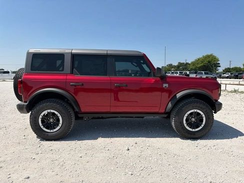 New 2026 Ford Bronco Big Bend w/ Black Diamond Package AWD/4WD image 12