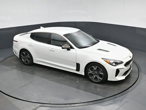 Used 2021 Kia Stinger GT-Line image 53