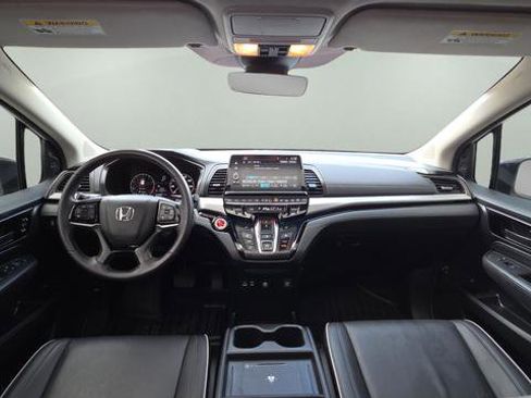 Used 2025 Honda Odyssey Touring image 27
