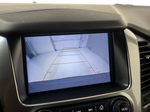 Used 2018 Chevrolet Suburban 3500 LT AWD/4WD image 31