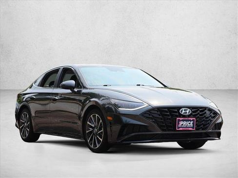 Used 2023 Hyundai Sonata Limited FWD image 3