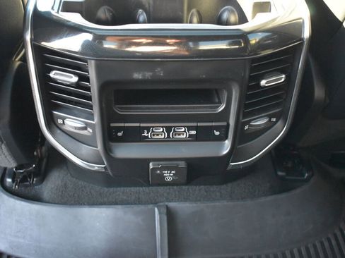 Used 2019 RAM 1500 Laramie image 31