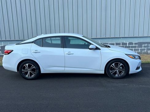 Used 2023 Nissan Sentra SV image 4