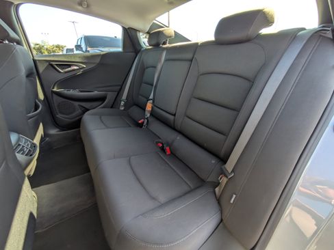 Used 2024 Chevrolet Malibu LT image 7