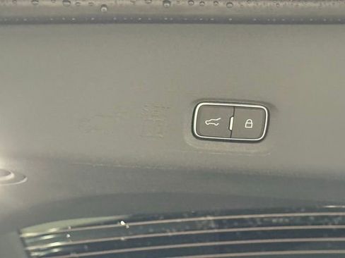 New 2025 Ford Expedition Active image 37