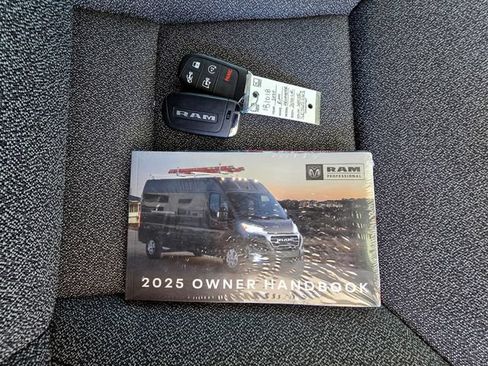 Used 2025 RAM ProMaster 2500 w/ Quick Order Package 22G SLT FWD image 25