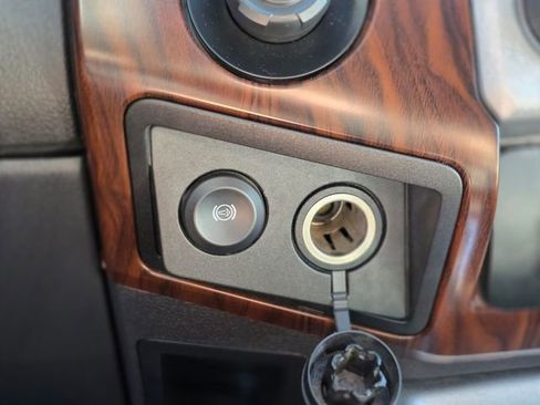 Used 2015 Ford F350 Lariat w/ Lariat Ultimate Package image 35