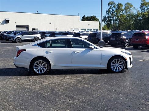 Used 2022 Cadillac CT5 Luxury w/ Sun And Sound Package image 8