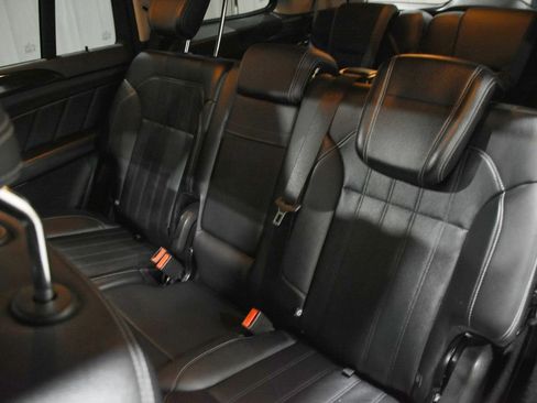 Used 2016 Mercedes-Benz GL 450 4MATIC image 20