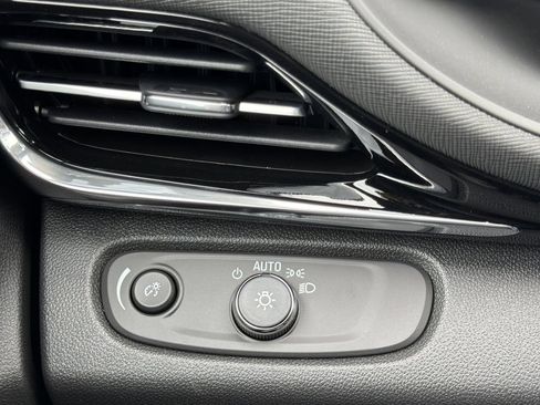 New 2026 Buick Envista Sport Touring w/ Convenience I Package FWD image 13