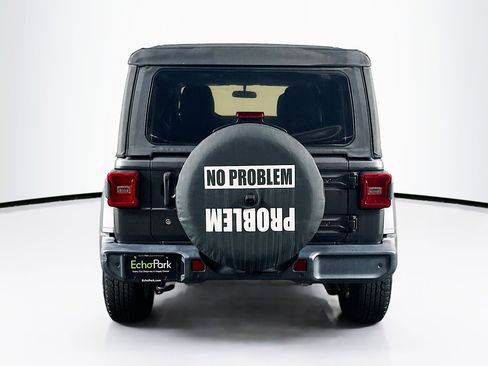 Used 2018 Jeep Wrangler Unlimited Sport S image 7