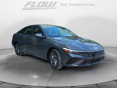 New 2025 Hyundai Elantra Blue