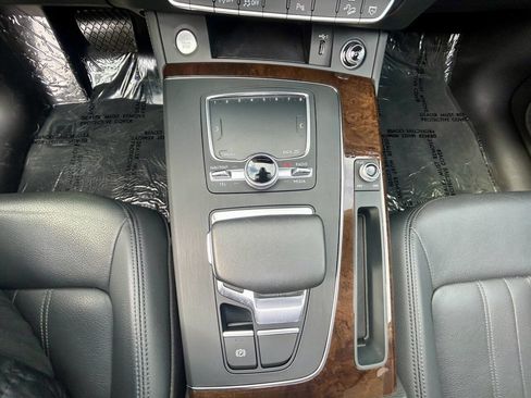 Used 2019 Audi Q5 2.0T Premium Plus image 25