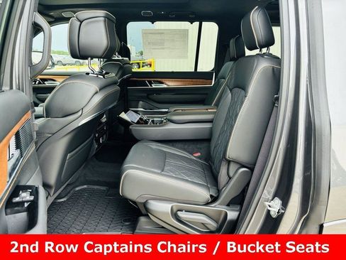 New 2024 Jeep Grand Wagoneer Series III image 30