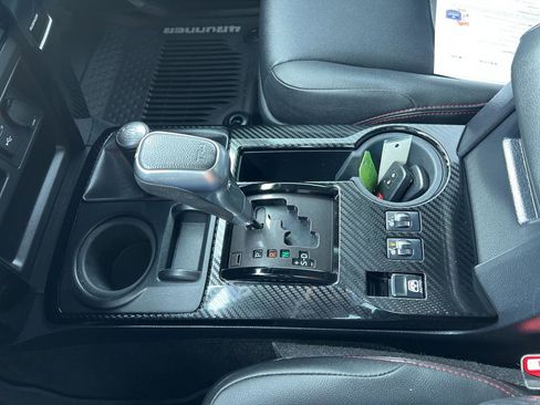 Used 2020 Toyota 4Runner TRD Off-Road Premium image 25