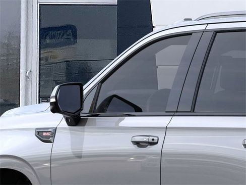 New 2026 GMC Yukon AT4 image 12