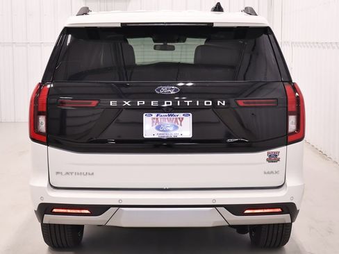 New 2026 Ford Expedition Max Platinum AWD/4WD image 8