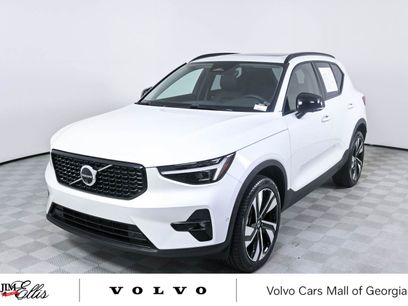 Used 2024 Volvo XC40 B5 Ultimate w/ Protection Package Premier